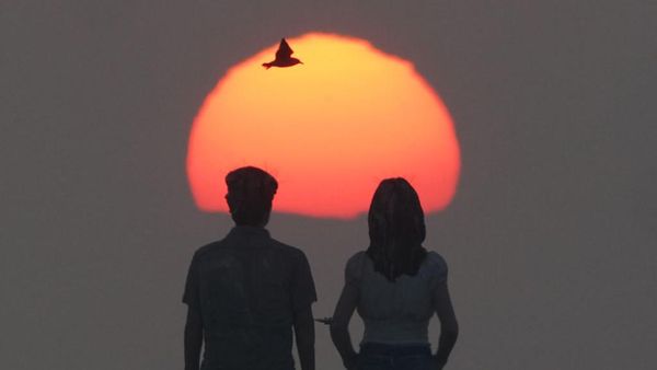 Sunrise Paling Romantis dari Daratan Inggris