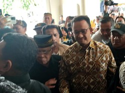 Tiba di Rakernas Partai Ummat, Anies Diteriaki Presiden