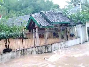 Sejumlah Sekolah di Girisubo Gunungkidul Kebanjiran Sejumlah Sekolah di Girisubo Gunungkidul Kebanjiran