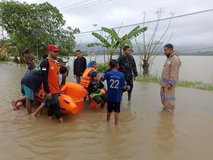 Banjir Rendam 4 Kecamatan di Barru, 1.149 KK Terdampak