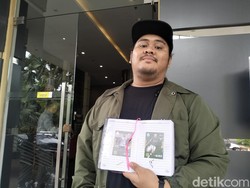 Perjuangan Gibran, Berburu Tanda Tangan Pemain Persib hingga ke Bogor