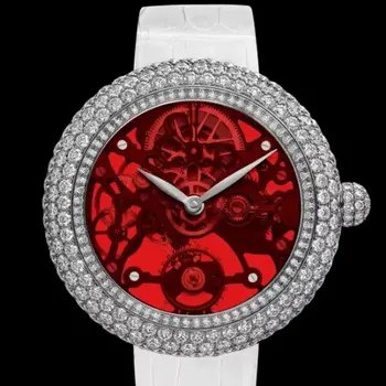 Jam Tangan Rihanna di Super Bowl