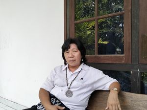 Pengakuan Mantan Pengurus Perindo NTB Bakar Baju Partai: Tak Berfungsi Lagi Pengakuan Mantan Pengurus Perindo NTB Bakar Baju Partai: Tak Berfungsi Lagi