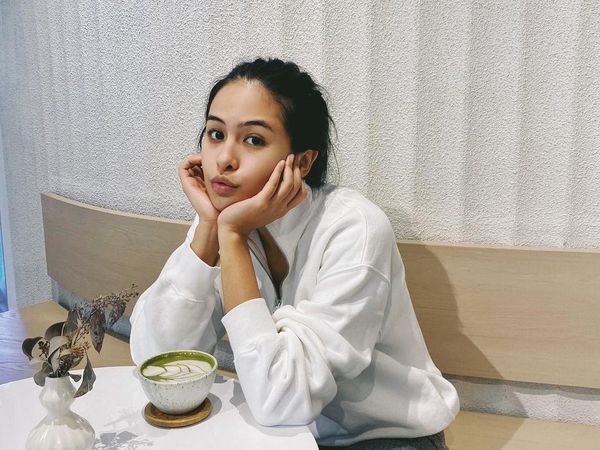 Kopi dan Matcha Latte Jadi Minuman Favorit Maudy Ayunda