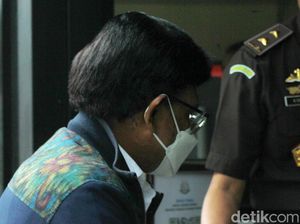 Menkominfo Johnny G Plate Hadiri Pemeriksaan Kasus Korupsi BTS Menkominfo Johnny G Plate Hadiri Pemeriksaan Kasus Korupsi BTS