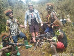 KKB Egianus Kogoya Dipastikan Bawa Pilot Susi Air Keluar Distrik Paro