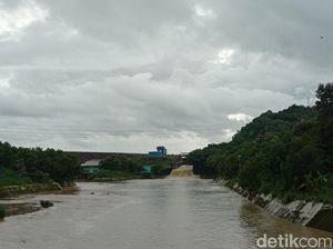 Elevasi Air Naik, Spillway Waduk Gajah Mungkur Wonogiri Dibuka Sore Ini Elevasi Air Naik, Spillway Waduk Gajah Mungkur Wonogiri Dibuka Sore Ini