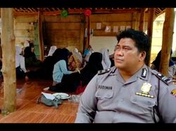 Abah Budiman, Kapolsek yang Bangun Ponpes Gratis untuk Anak Yatim di Purwakarta