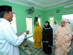 Ustaz Pendukung Ganjar Sumut Ajarkan Cara Salat Jamak di Deli Serdang