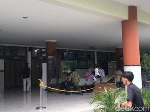 Suasana PN Jogja Jelang Sidang Tuntutan Kasus Suap Eks Walkot Haryadi