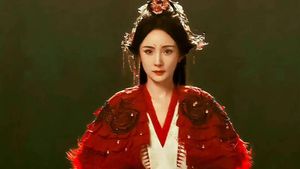 10 Foto Yang Mi, Ratu Drama China yang Cantiknya Bikin Terpesona
