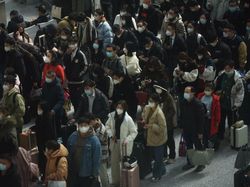 Suasana Arus Balik Festival Musim Semi di China, Padat Merayap!