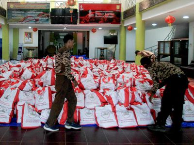 2.000 Paket Bantuan Presiden untuk Korban Gempa Tiba di Jayapura