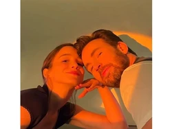 Ini Alba Baptista, Pacar Chris Evans yang Dipamerkan di IG Saat Valentine