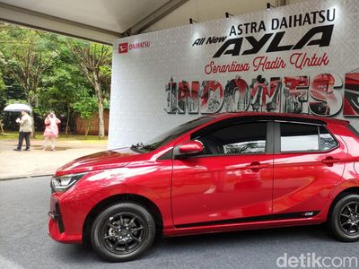 Melihat dari Dekat Daihatsu Ayla Baru, Awas Terpikat!