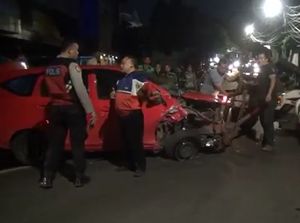 Saksi Cerita Detik-detik 2 Mobil Tabrakan di Kemang: Katanya Sopir Mabuk
