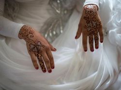 Gunung Es Nikah Anak di NTB