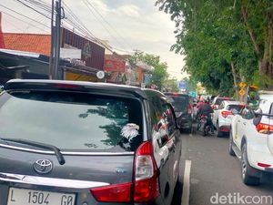 Riuh Lomba Mewarnai Anak TK Sebabkan Jalan Gunungsari-Depan KBS Macet