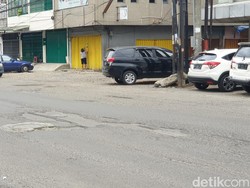 Janji Bobby Benahi Jalan Berlubang di Medan dalam 2 Tahun Belum Tercapai