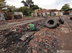 Menanti Janji Pemerintah Bangun Ulang Pasar Cikurubuk yang Terbakar