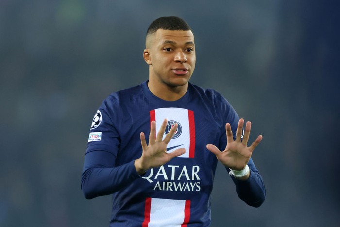 PARIS, FRANCE - FEBRUARY 14:  Kylian Mbappe of Paris Saint Germain during the UEFA Champions League round of 16 leg one match between Paris Saint-Germain and FC Bayern Munchen at Parc des Princes on February 14, 2023 in Paris, France. (Photo by Marc Atkins/Getty Images)