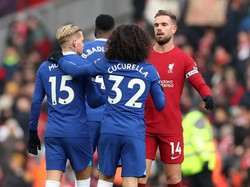 Kabar Ribut Cucurella dan Mudryk gegara Unggahan Meme