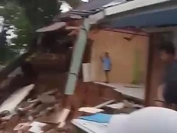 Sejumlah Rumah di Desa Wukirsawit Karanganyar Rusak Diterjang Longsor