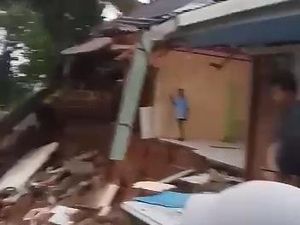 Sejumlah Rumah di Desa Wukirsawit Karanganyar Rusak Diterjang Longsor Sejumlah Rumah di Desa Wukirsawit Karanganyar Rusak Diterjang Longsor