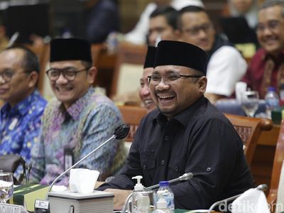 Momen Komisi VIII DPR-Kemenag Sahkan Biaya Haji Rp 49,8 Juta