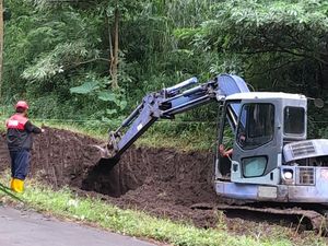 Kendaraan Sering Ngeblong di Songgokerto Batu, Warga Bikin Jalur Penyelamat Kendaraan Sering Ngeblong di Songgokerto Batu, Warga Bikin Jalur Penyelamat