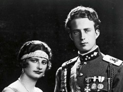 Trik Belanda Tutupi Kerusakan Jalan di Cipetir Sukabumi Trik Belanda Tutupi Kerusakan Jalan di Cipetir Sukabumi