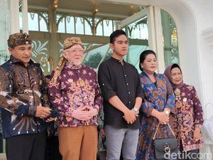 Gibran Didoakan Sri Radya Keraton Sumedang Larang Jadi Presiden