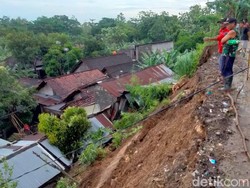 Talut Gunungkidul Kembali Longsor Hantam Rumah di Ngandong Klaten