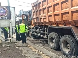 Pedagang Sayuran di Sukabumi Tewas Terlindas Tronton, Sopir Kabur