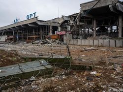 Bandara Internasional di Ukraina Hancur Usai 8 Bulan Jadi Pangkalan Rusia