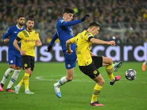 Edin Terzic: Pede Saja Tak Cukup untuk Kalahkan Chelsea Edin Terzic: Pede Saja Tak Cukup untuk Kalahkan Chelsea