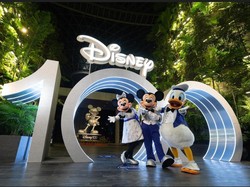 Serunya Liburan Keluarga di Singapura Menikmati Kemeriahan Disney100