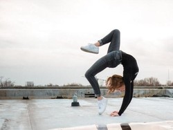 Gerakan Lenting Tangan Ialah Gabungan Handspring dan Radslag, Simak Penjelasannya!