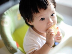 5 Manfaat Penting Camilan untuk Tumbuh Kembang Anak