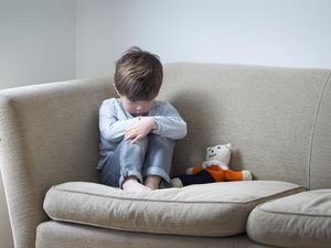 3 Mitos Soal Kesehatan Mental, Benarkah Trauma Nggak Bisa Sembuh?