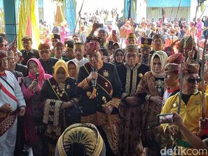 Tingalan Jumenengan ke-19 PB XIII Dibuka dengan Prosesi Adat Sultan Lampung