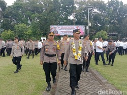 Kapolda Sulut Minta Anggota di Polres Minut Tingkatkan Pelayanan ke Publik