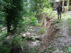 Tanah 40 Meter di Bangunjiwo Bantul Amblas, 12 Warga Mengungsi