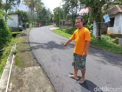 Polisi Ngamuk di Kendal Ngebut-Serempet Motor Usai Rusak Mobil