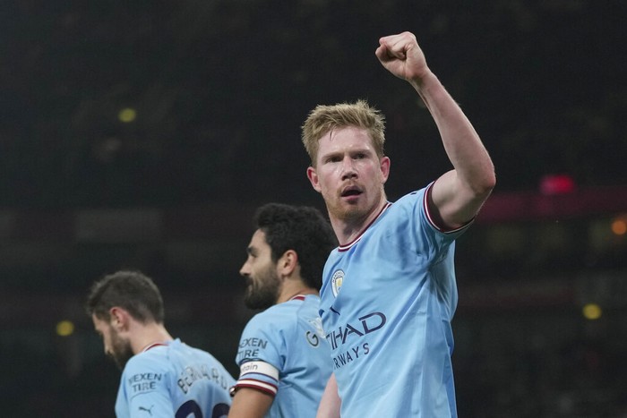 Manchester Citys Kevin De Bruyne reacts during the English Premier League soccer match between Arsenal and Manchester City at the Emirates stadium in London, England, Wednesday, Feb.15, 2023. (AP Photo/Kin Cheung)