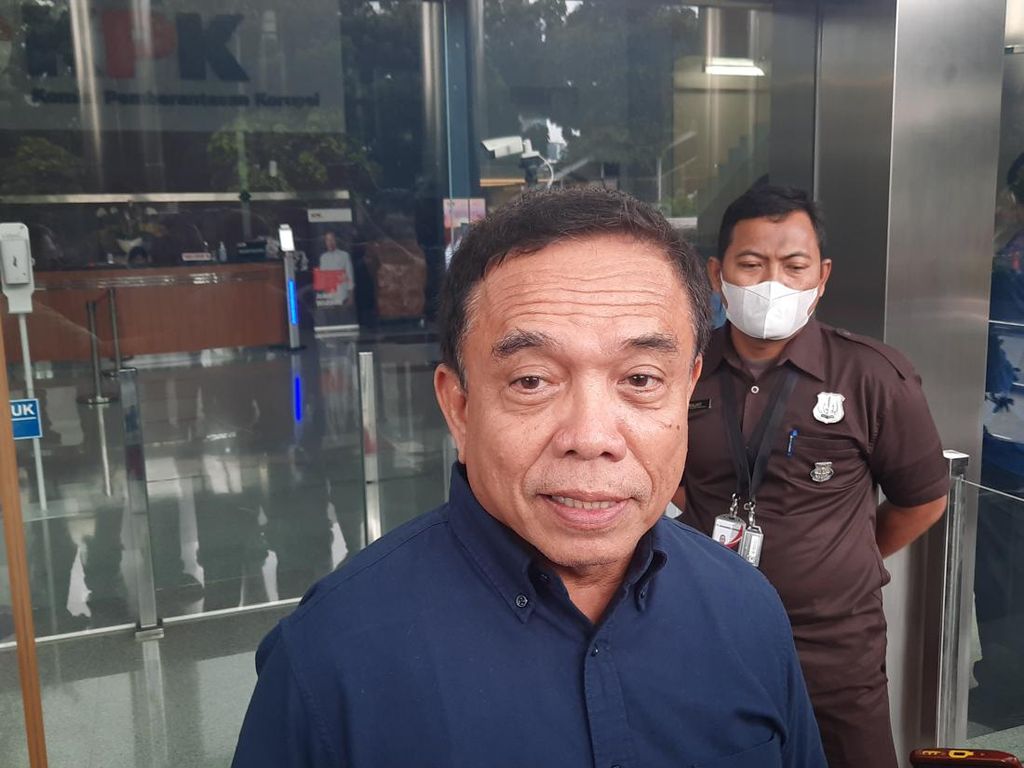 Kasus Izil Azhar, Eks Gubernur Aceh Irwandi Yusuf Dicegah ke Luar Negeri Kasus Izil Azhar, Eks Gubernur Aceh Irwandi Yusuf Dicegah ke Luar Negeri