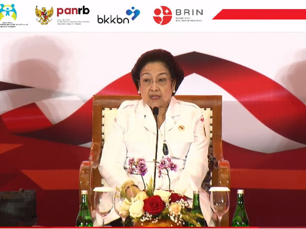 Megawati Ngaku Sering Ngamuk ke Kepala BRIN: Pak Jokowi Jangan Marahi Saya Megawati Ngaku Sering Ngamuk ke Kepala BRIN: Pak Jokowi Jangan Marahi Saya