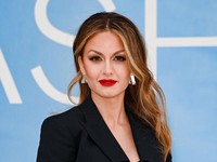 8 Potret Sosialita India, Menantu Miliuner Bos Vaksin Corona