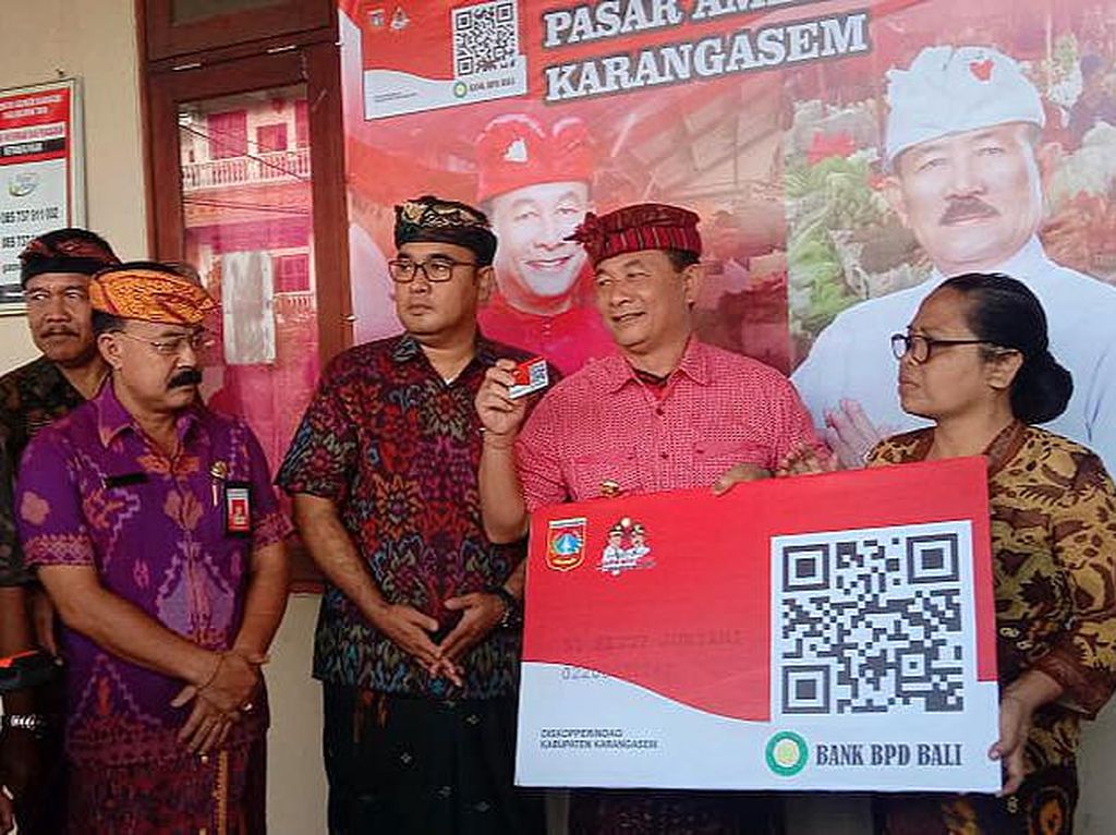 Cegah Kebocoran Retribusi, Pemkab Karangasem Terapkan E-Retribusi di Pasar Cegah Kebocoran Retribusi, Pemkab Karangasem Terapkan E-Retribusi di Pasar