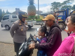 Tak Tertib Lalin, Bikers Subang Dihukum Nyanyi-Diceramahi Ustaz